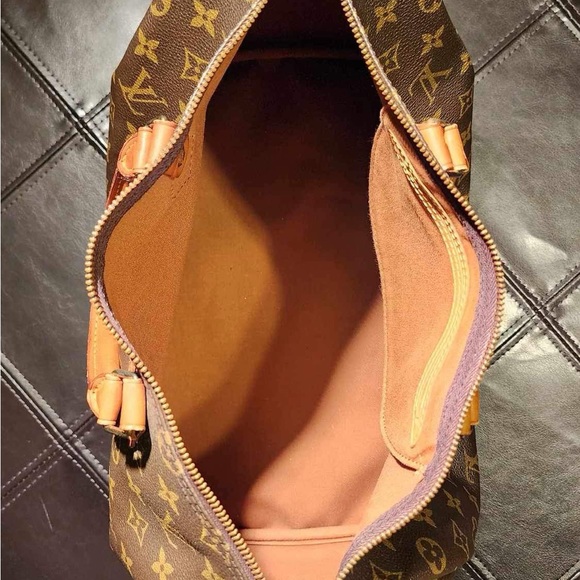 Authentic Louis Vuitton Speedy 35 - Picture 6 of 16